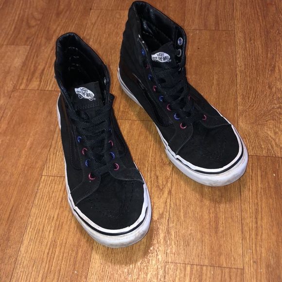 Hightop Black canvas Vans with Leather Insides & Iridescent Lace Holes Sample - Picture 2 of 8